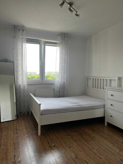 Mieszkanie os. Batorego z 2010 roku, 2-pokojowe z windą