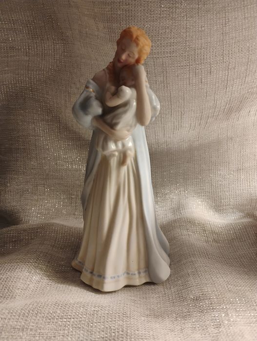 Porcelanowa kolekcjonerska  figura Franklin Mint