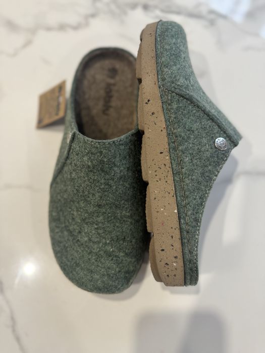 Домашні тапки фірми Інблу з  войлока
