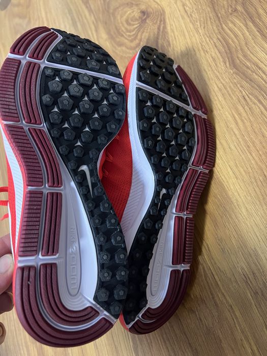 Продам кросівки Nike