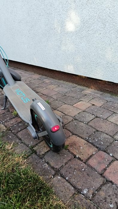 Hulajnoga elektryczna MOTUS Scooty 10