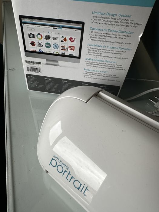 Silhouette, em excelente estado. Vendo porque não lhe dou uso.