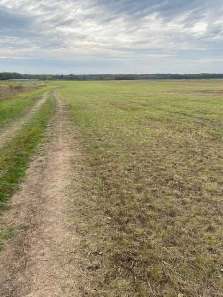 Grunt rolny  10 hektarów w jednym kawałku , pozwolenie na budowę