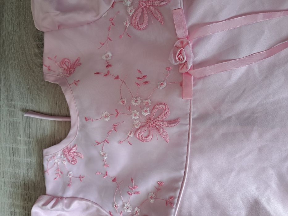 Sukieneczka dziewczęca