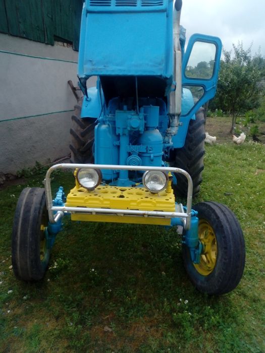 Продам трактор т 40.