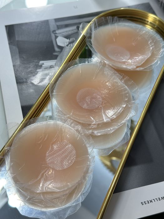 Силіконові накладки на груди соски