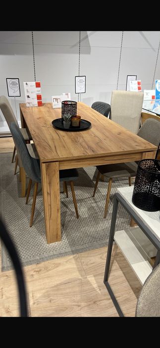 Mesa extensível de jantar