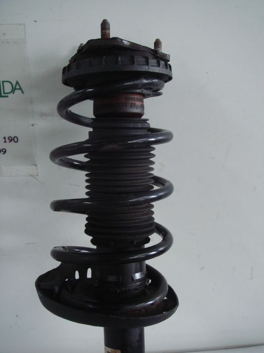 Mola de suspensão frente esquerda HONDA Civic VIII Hatchback (FN_, FK_