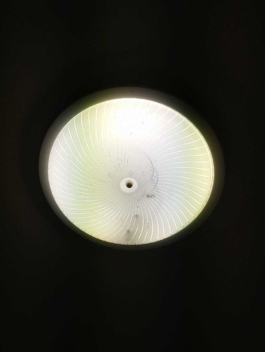 Candeeiro florescente duas lâmpadas Tipo de casquilho G10Q low cost