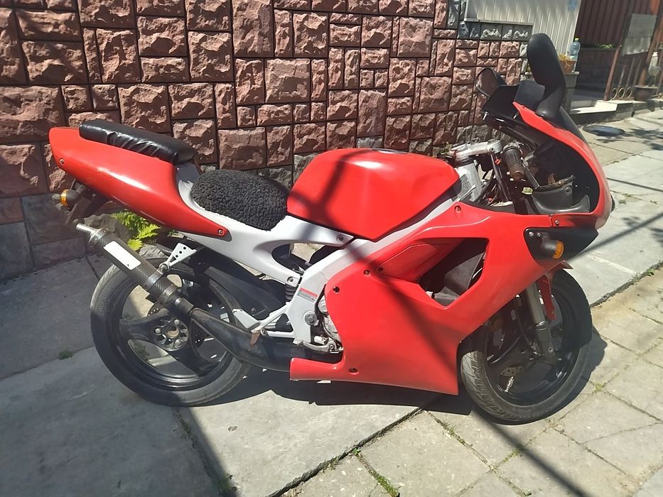 aprilia 50 - купити мотоцикл - Ціна на OLX.ua