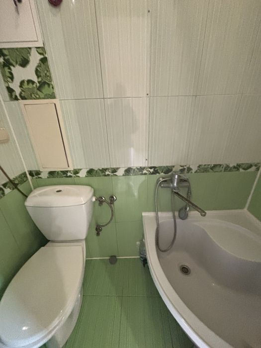 Продаж 2 кімнати у гуртожиику