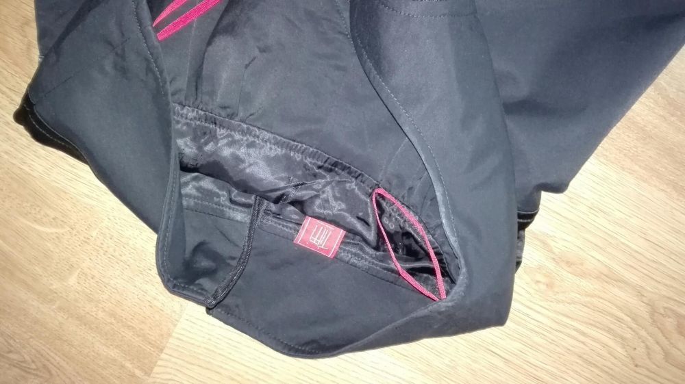 Sukienka czarna Tiffi 36