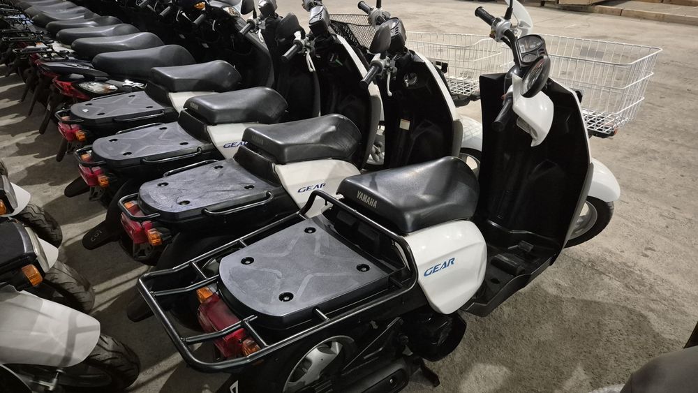 Мопед Yamaha  Gear UA08 з контейнера