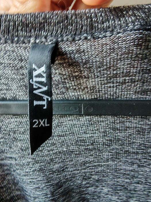 Szara lekka narzutka