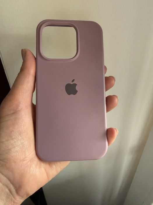 Чохол для Iphone 15 pro.