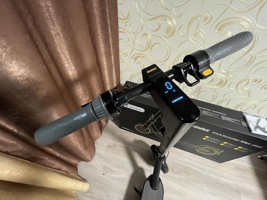 Електросамокат Segway-Ninebot MAX G30E II