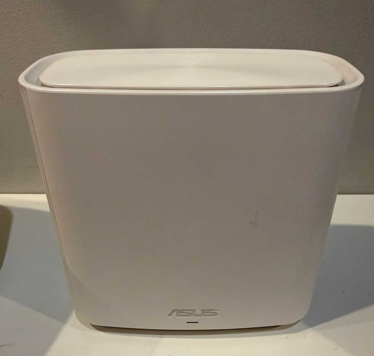 Router Asus - Sistema Mesh ASUS Zenwifi CT8 (1 Unidade - AC3000 - Tri Band)