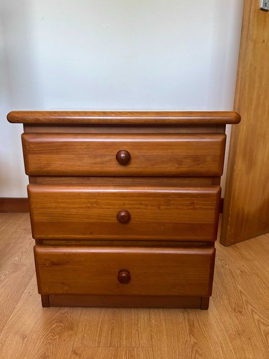 QUARTO COMPLETO - muito bom estado!