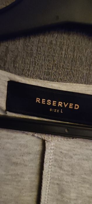 Szara sukienka , Reserved