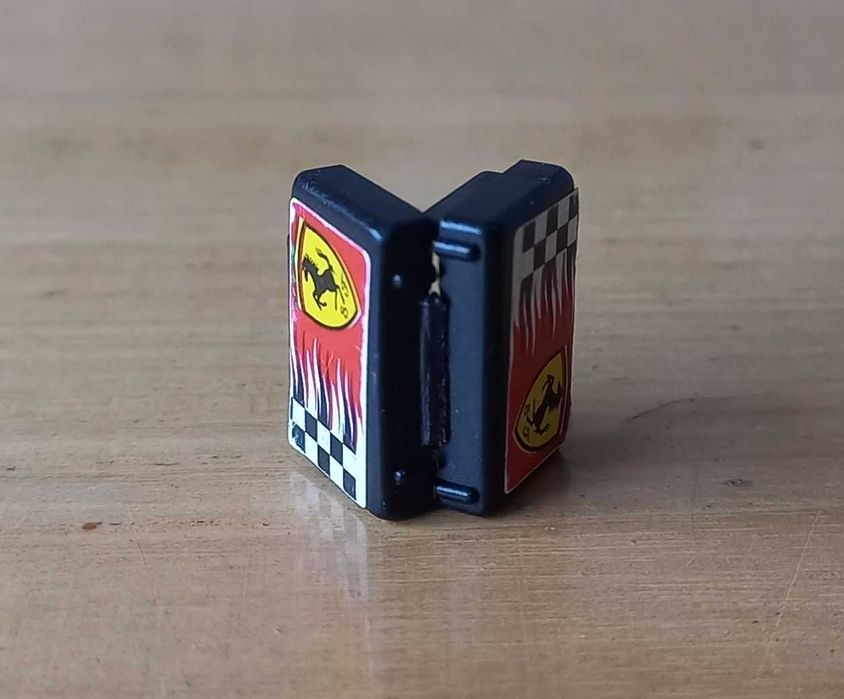 Lego - 4449pb01  - Walizka z logo Ferrari