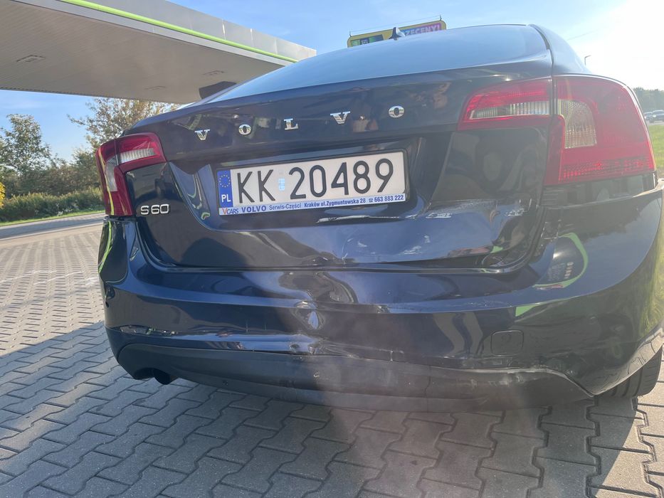 Volvo S60 -po kolizji