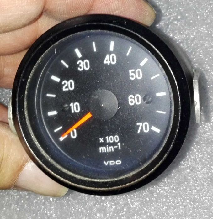 Conta-rotações VDO 7000rpm