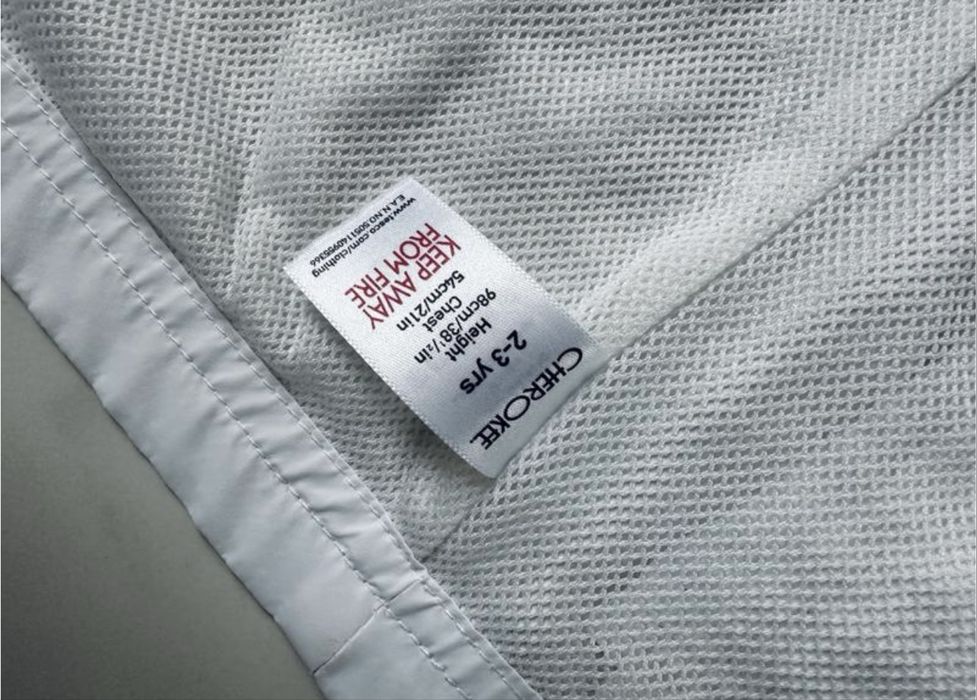 Куртка-вітровка, біла, 2-3роки, 98 см