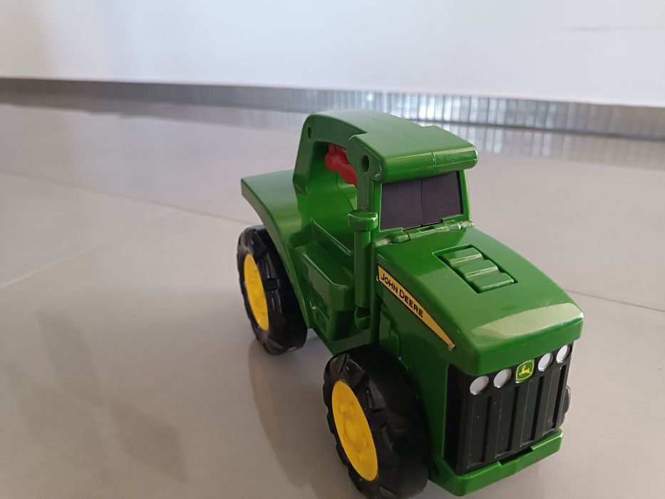 John Deere latarka