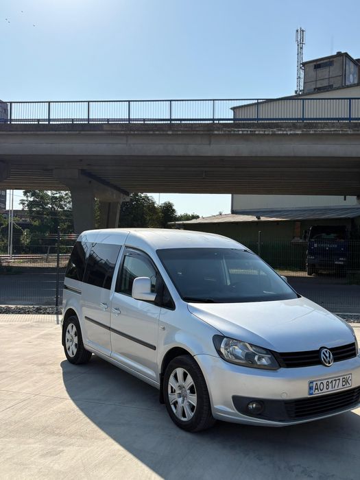 vw caddy 2011, 1.6tdi короткий