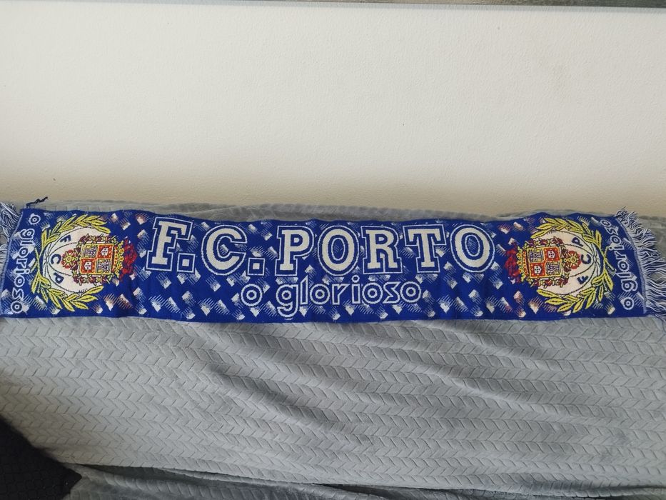 Cachecóis de futebol