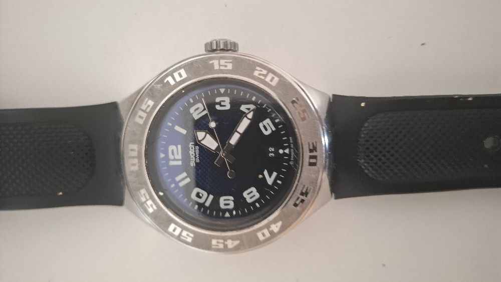 Relogio swatch  bom estado