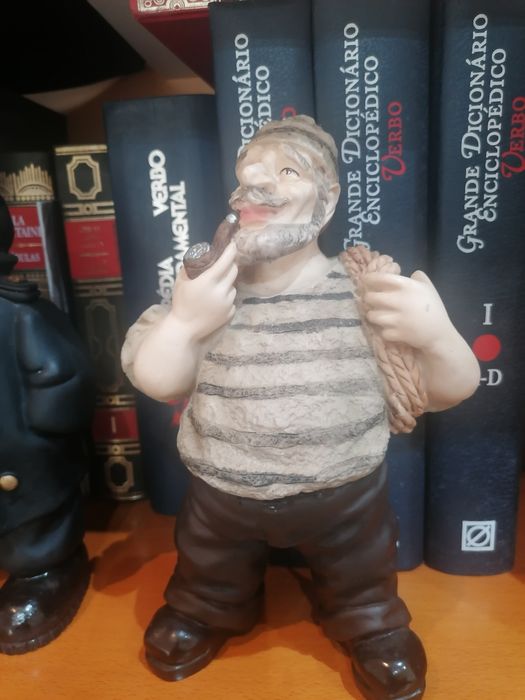 Estatuetas de marinheiros