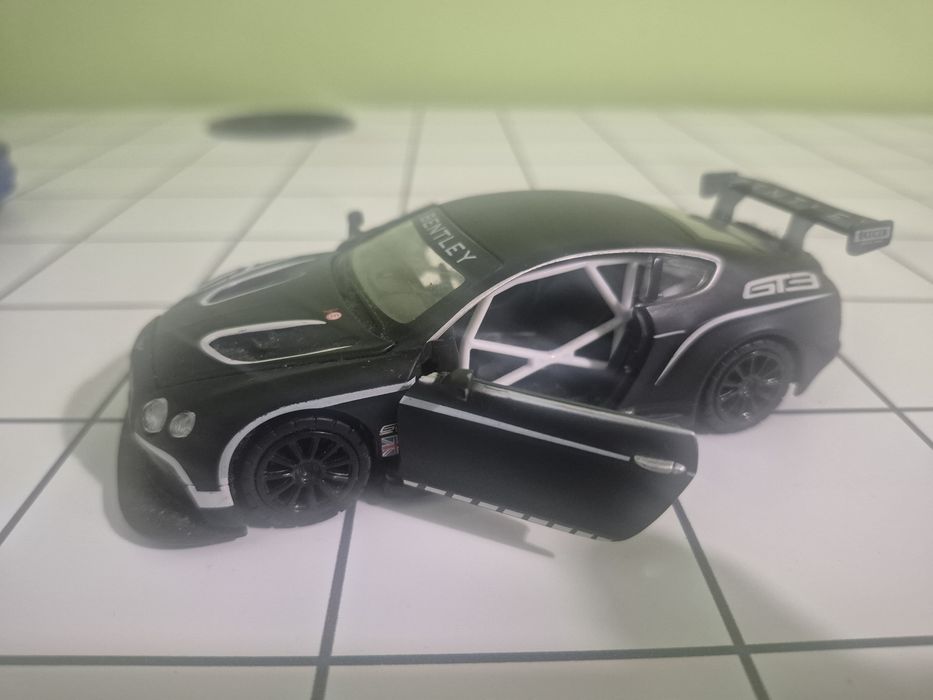 Модель авто Bentley Continental GT3!!!