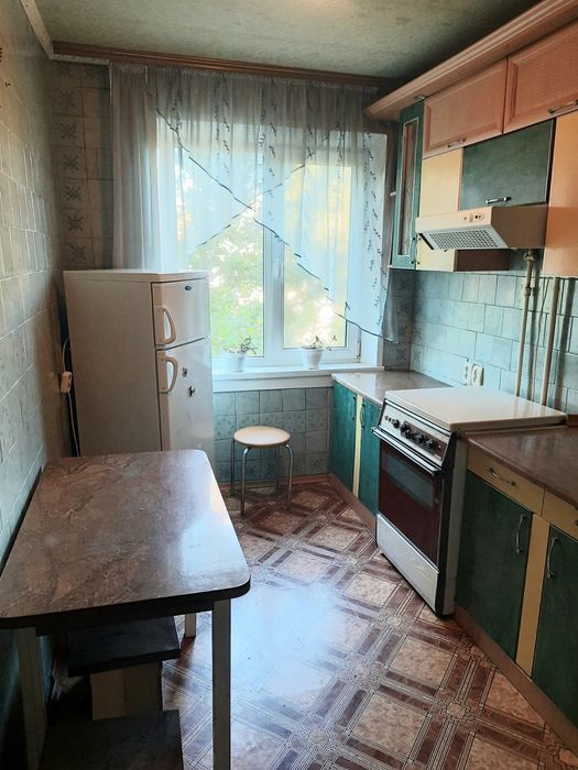 Продаж 3к/к Площа Перемоги