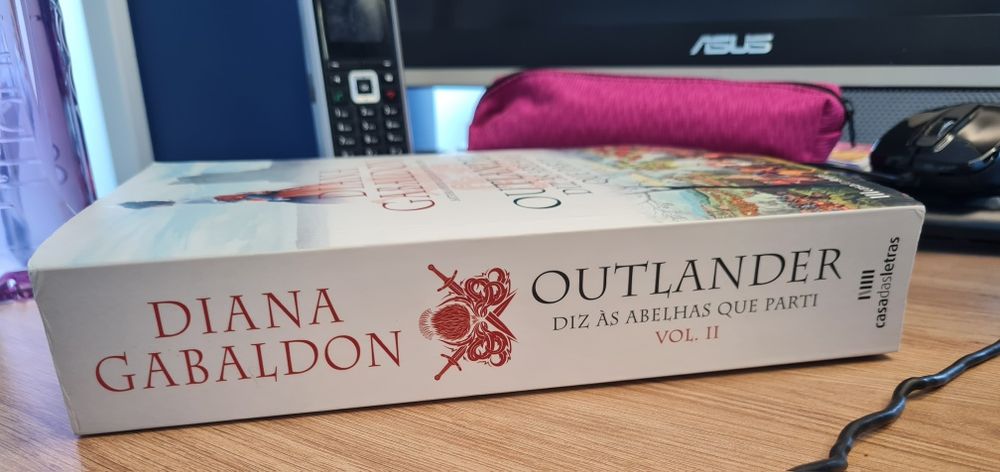 Outlander - Diz às Abelhas que Parti - Volume II de Diana Gabaldon