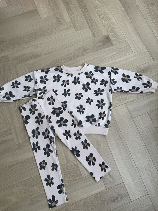 Костюмчик для дівчинки Zara 98р