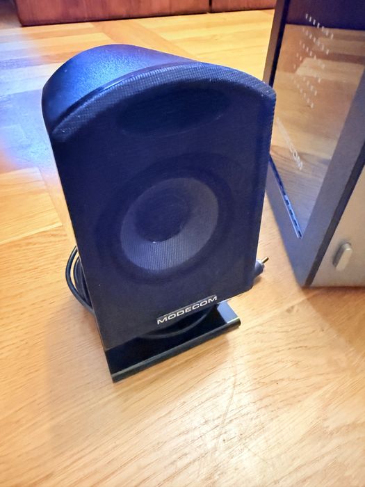 Głośniki Modecom MC-2050 2.1 – komplet z pilotem