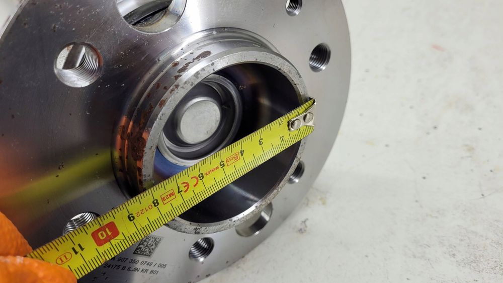 mercedes sprinter 18- 907 w907 30 zębów 89cm półoś tylna gruba 90