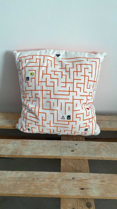 Almofadas sortidas - Preços variados