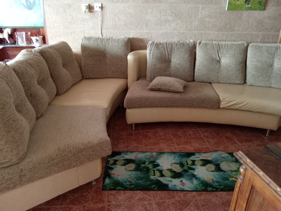 Sofá canto curvo de dois módulos