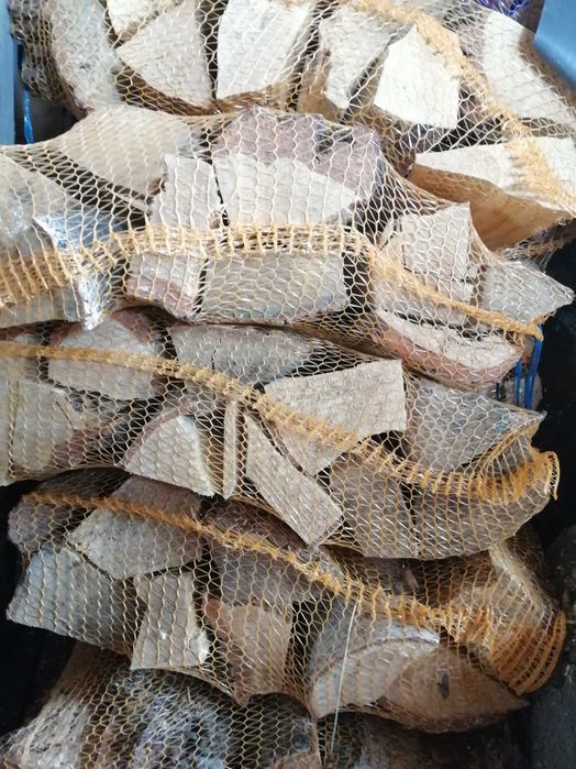 Worki, drewno kominkowe, opałowe do wędzenia, brykiet  pellet