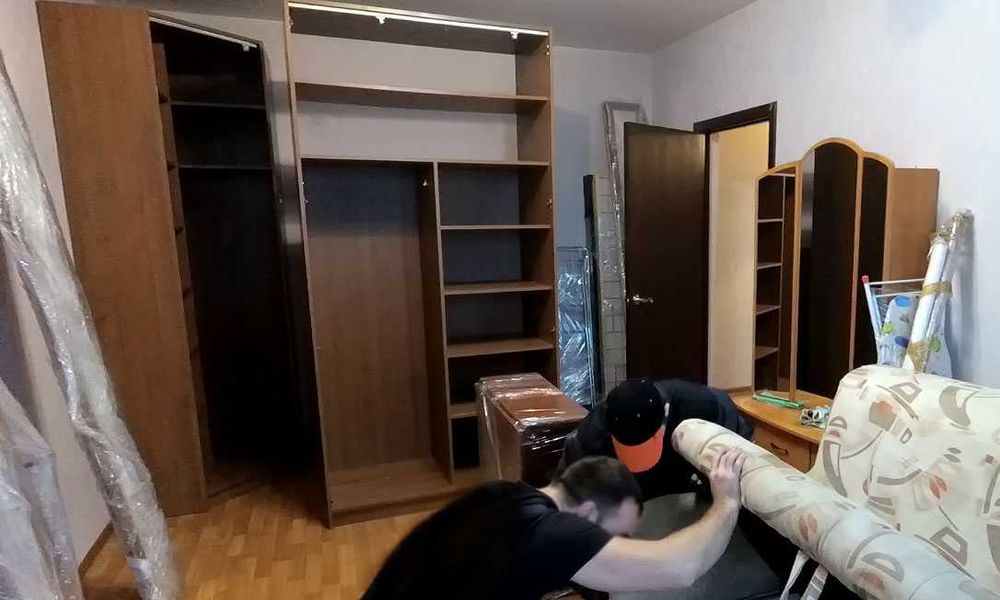 Вантажне таксі Дніпро | Квартирні та Офісні Переїзди | Вантажники