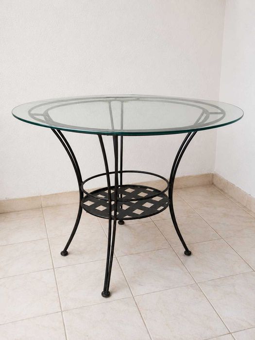Mesa Redonda de Jardim em Ferro e Vidro com diâmetro de 100 cm