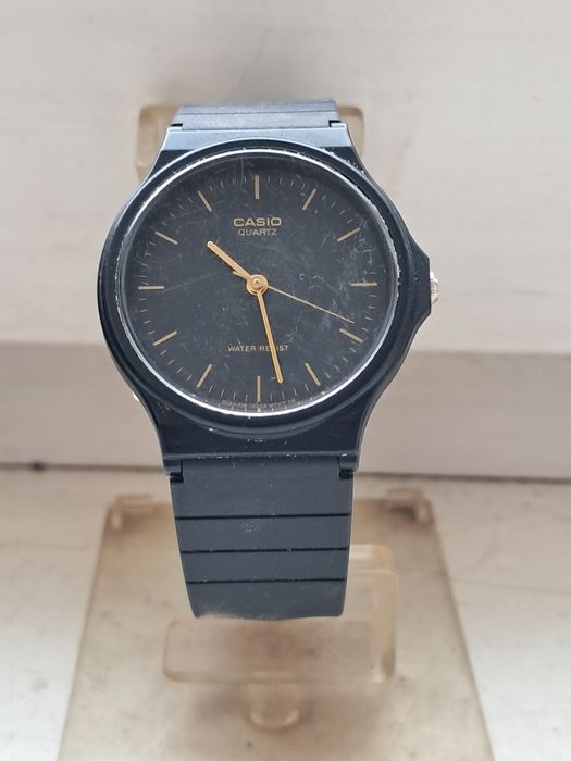 Часы кварцевые на ходу Casio оригинальные