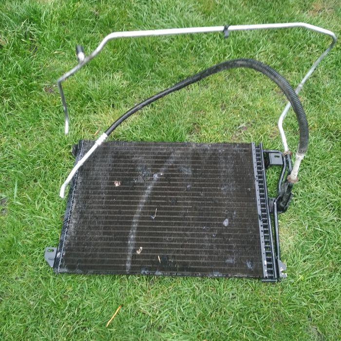 Продам Радіатор Кондіц.ГрандЧеррокі