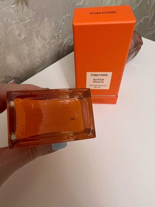 TOM FORD bitter peach perfumy 100ML