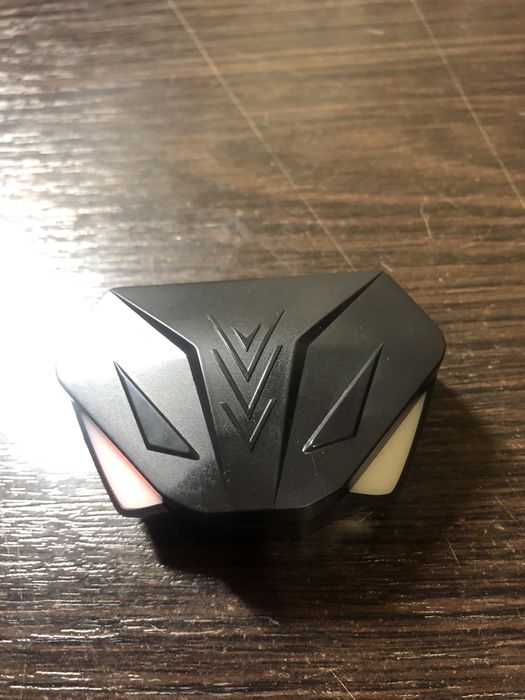 наушники блютуз НОВЫЕ! не использовались