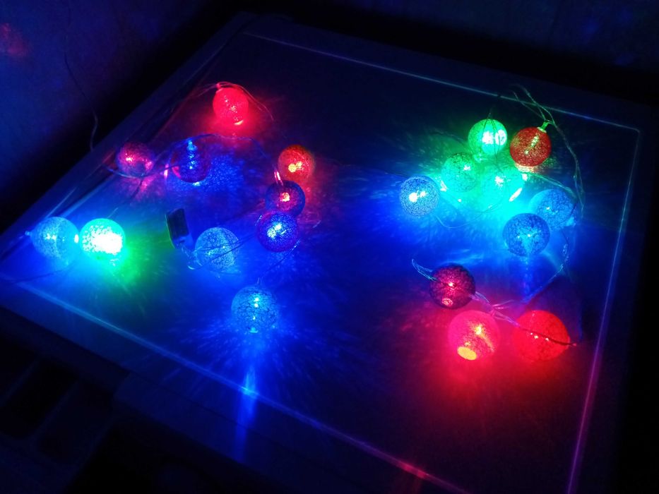 Girlanda świetlna, kule z wtyczką do kontaktu