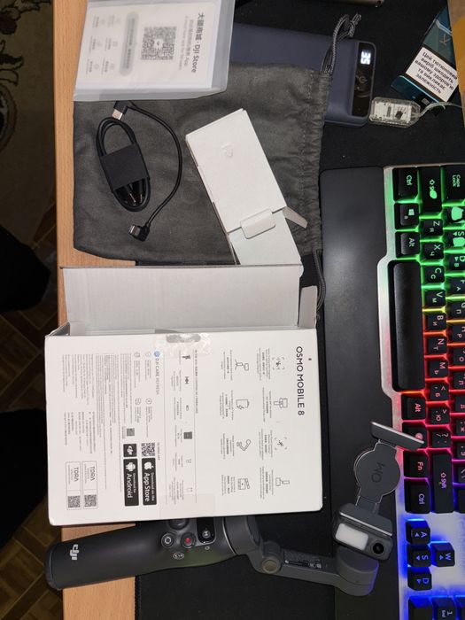 Монопод-стабілізатор Dji osmo mobile 8