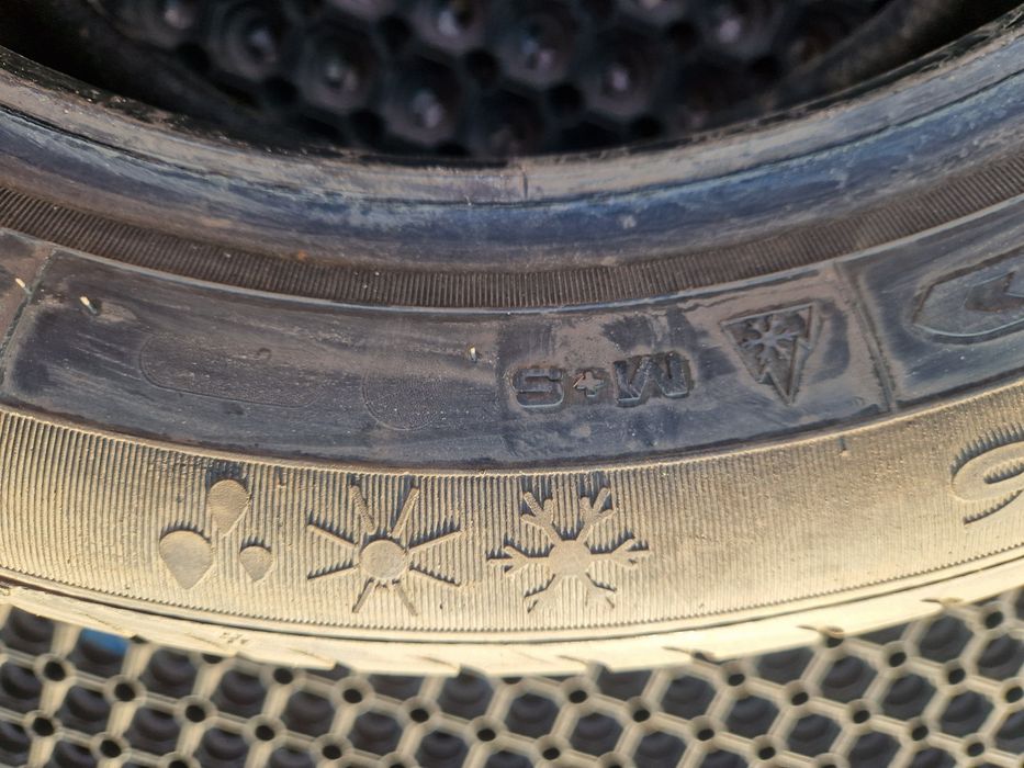 Opony wielosezonowe Dębica Navigator3  205/55r16 (94V) XL